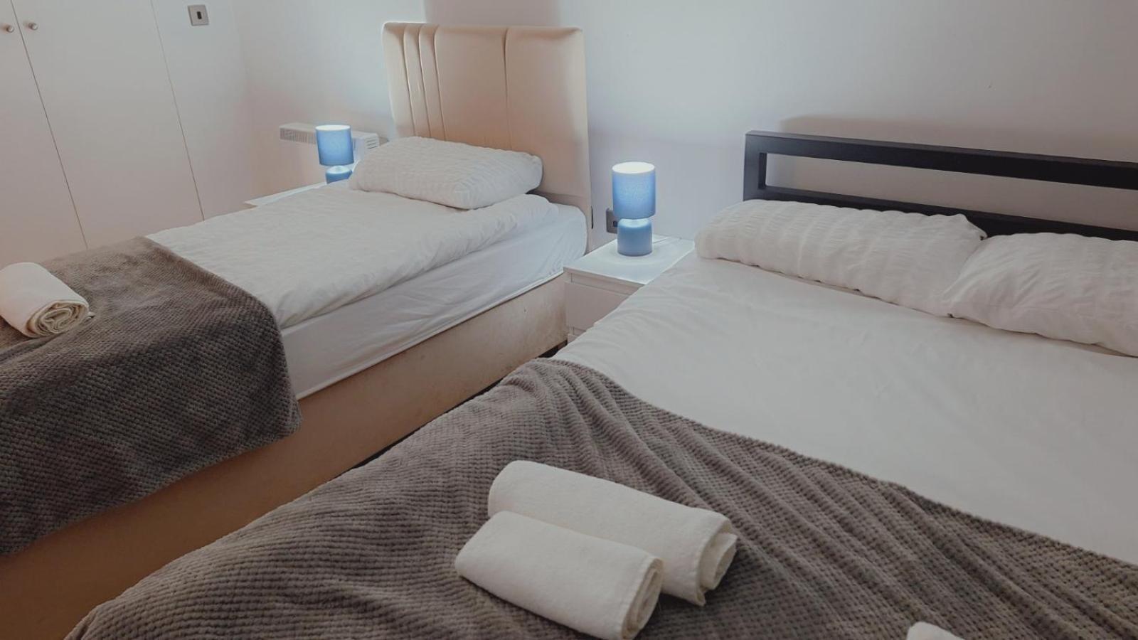 Comfortable - Cosy - Budget Studios In City Center London Eksteriør billede