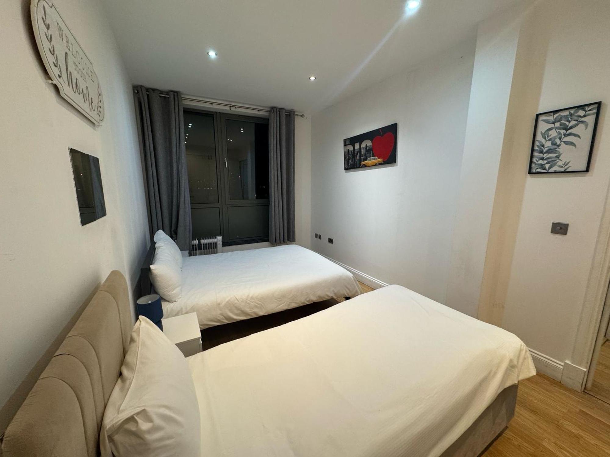 Comfortable - Cosy - Budget Studios In City Center London Eksteriør billede